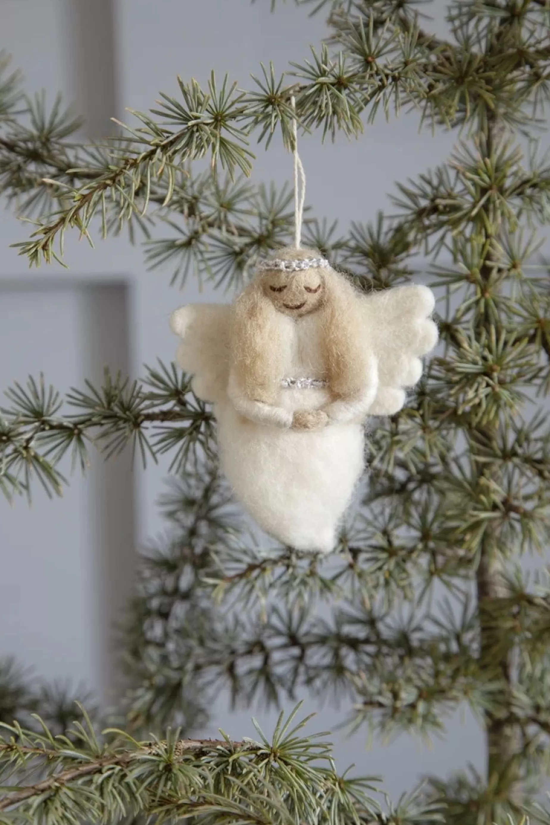 En Gry & Sif Felt Christmas Tree Decoration - Angel (Gloria) | All Tree Decorations