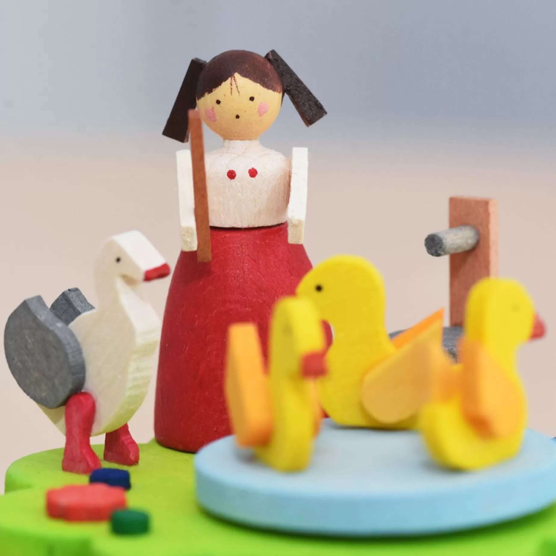 Graupner Music Box (Traditional Crank-Style) - Miniature Girl Feeding Geese | Music Boxes