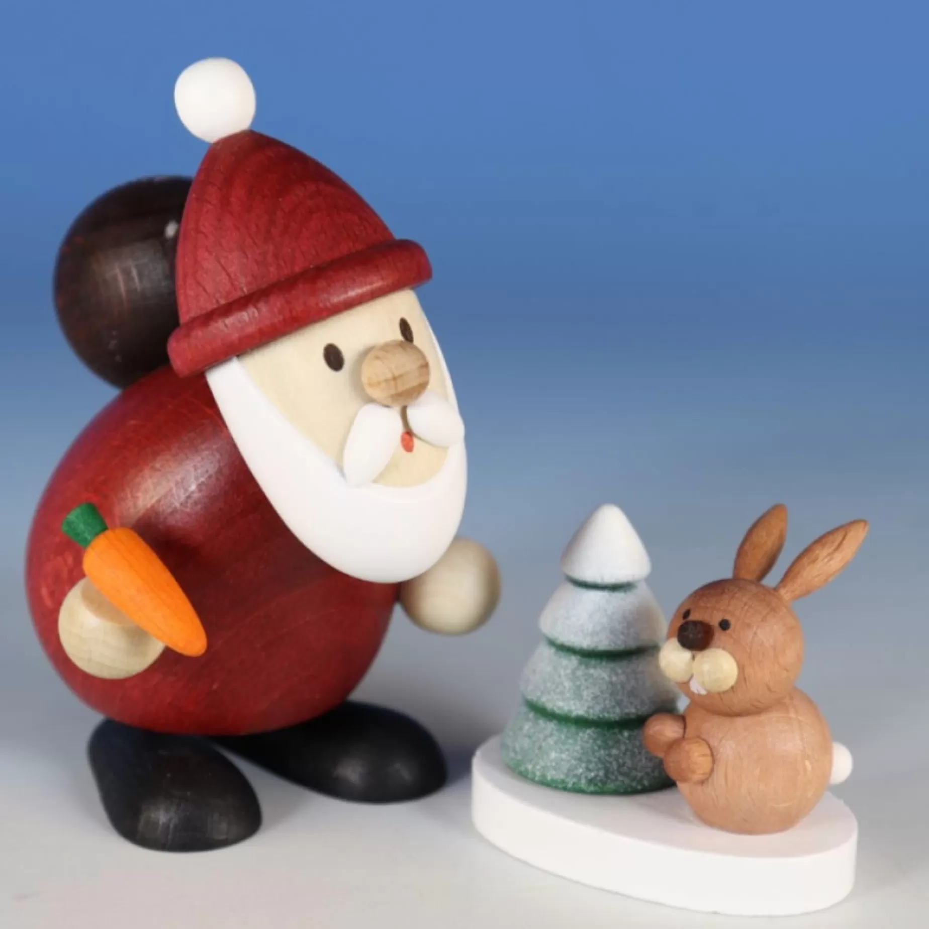Paul Ullrich Weihnachtsmann Collectibles - Santa With Rabbit And Snowy Tree | Rudolph & Friends Collectibles